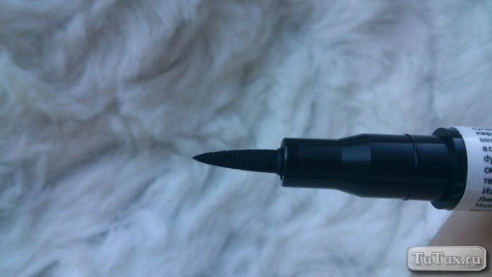 ��������-��������� ��� ���� Essence Extra LongLasting Eyeliner Pen - ����������